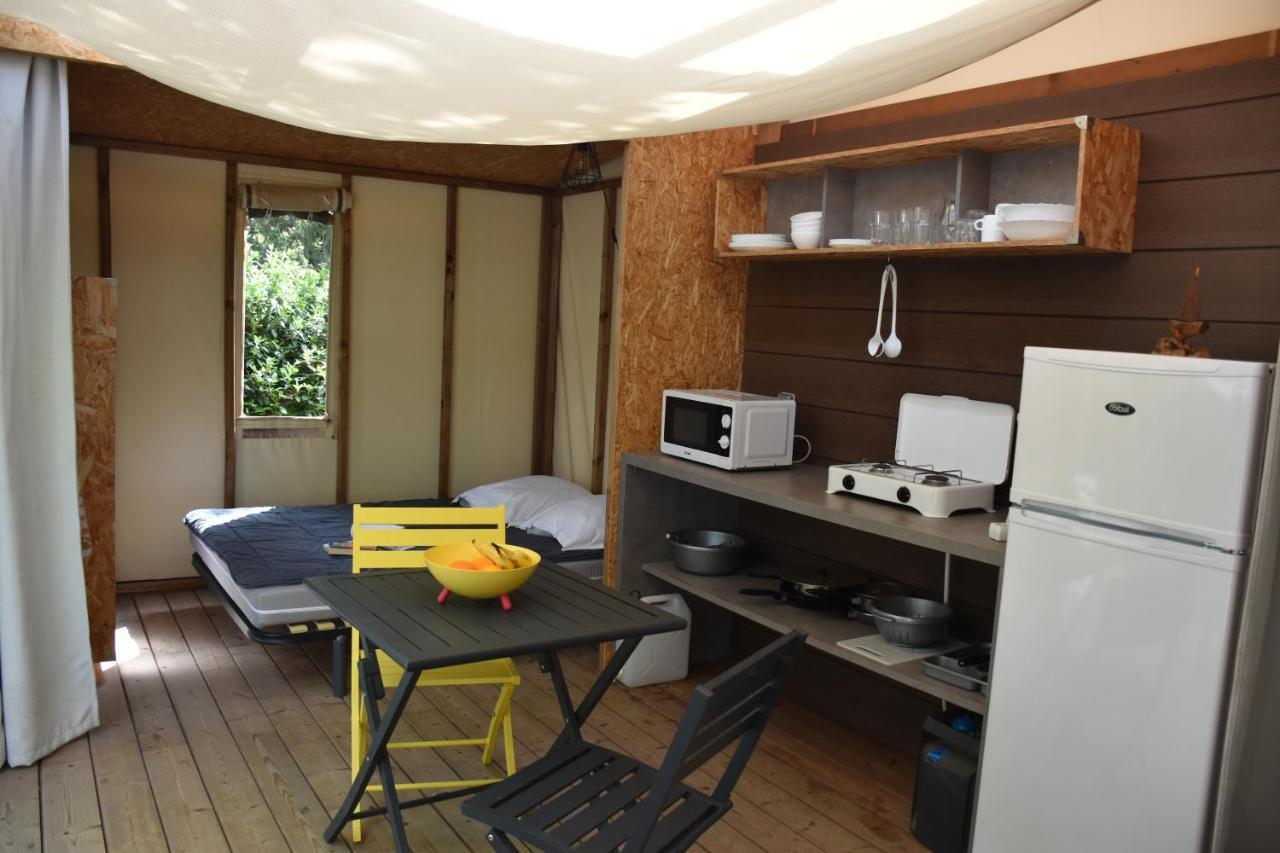 Hotel Ulvf U Libecciu ** Calvi  Zewnętrze zdjęcie
